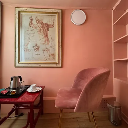 Hotel Petit Saint-honoré París