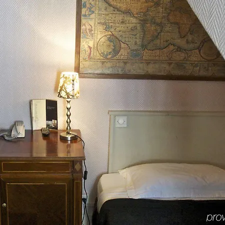 Hotel Petit Saint-honoré París