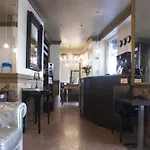 Hotel Petit Saint-honore Paris
