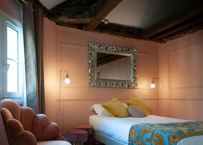 Hotel Petit Saint-honore 2*