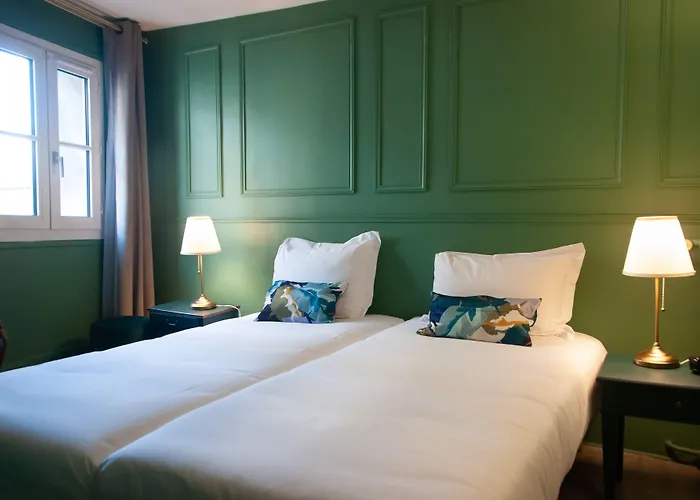 Petit Saint-honore 2* Parijs