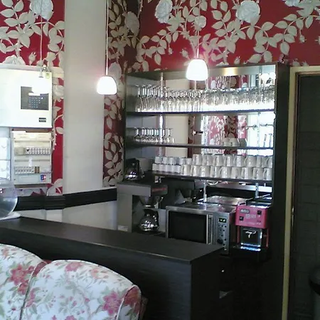 Hotel Petit Saint-honore 2*